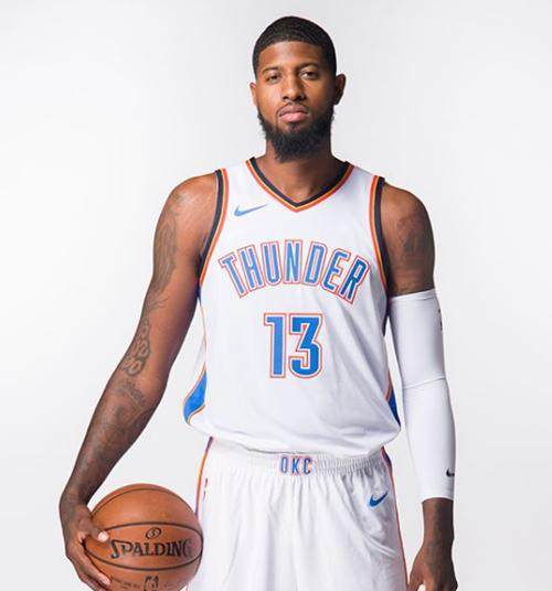 马德兴：U17国足23人名单敲定，邝兆镭10号，梁仕宇落选（马德兴：U17国足23人名单已定，邝兆镭身披10号，梁仕宇无缘入选）