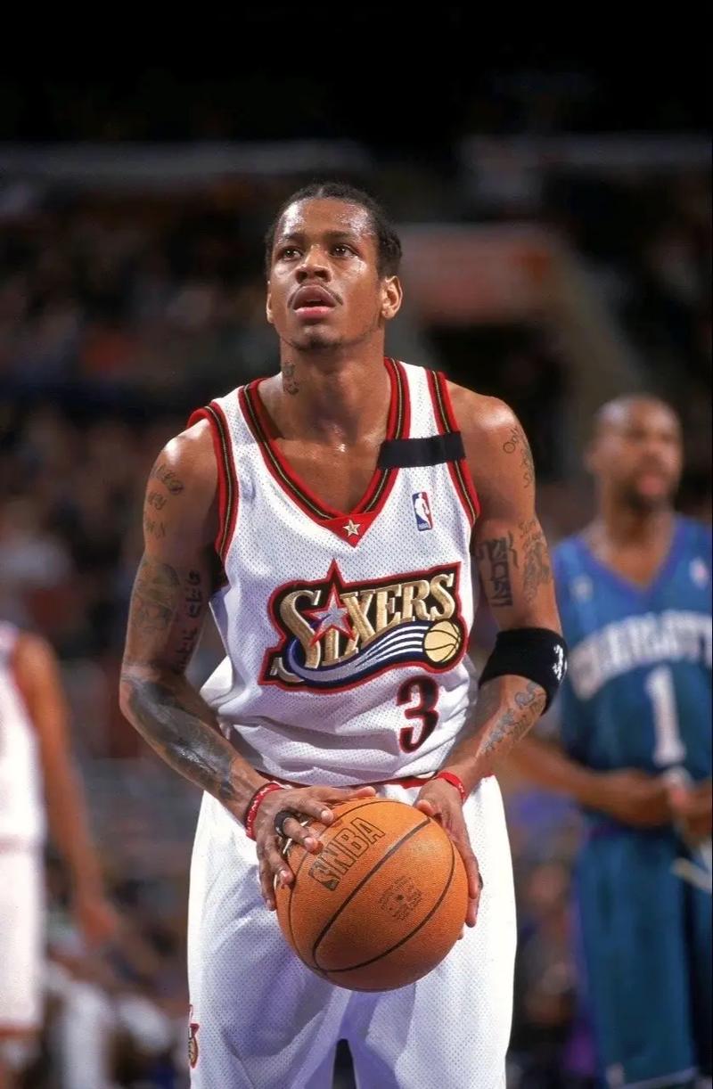 生涯之夜！张洪硕替补12中6得到18分3篮板2助攻（张洪硕替补爆发：12投6中砍下18分3板2助，上演生涯代表作）