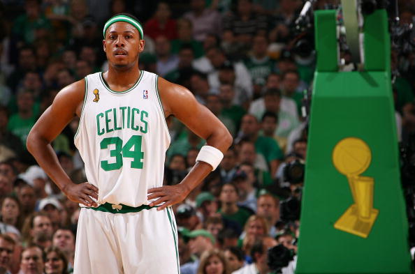 弗利克与戈策重聚，回忆起那次赢得2014年世界杯的关键谈话（弗利克与戈策再聚首，忆起助力2014世界杯夺冠的关键谈话）