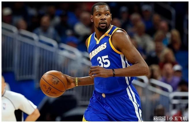 马特乌斯：我坚信除非遇到伤病，否则诺伊尔会在拜仁再踢一年（马特乌斯坚信：若无伤病，诺伊尔将再为拜仁效力一年）