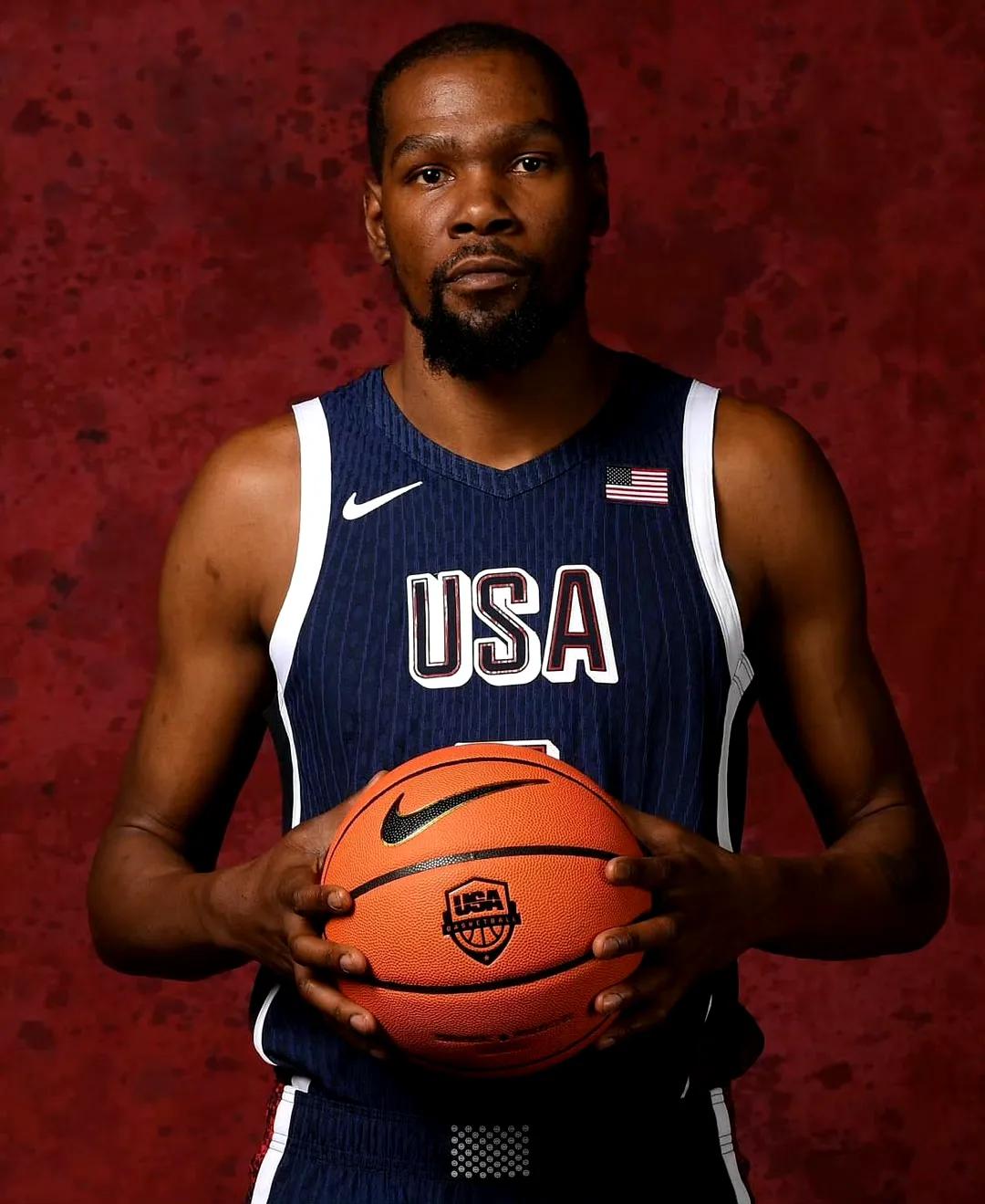 刘晓宇三分穿针，宁波轰出19-5进攻狂潮强势反超（刘晓宇三分命中，宁波掀19-5攻势强势反超）