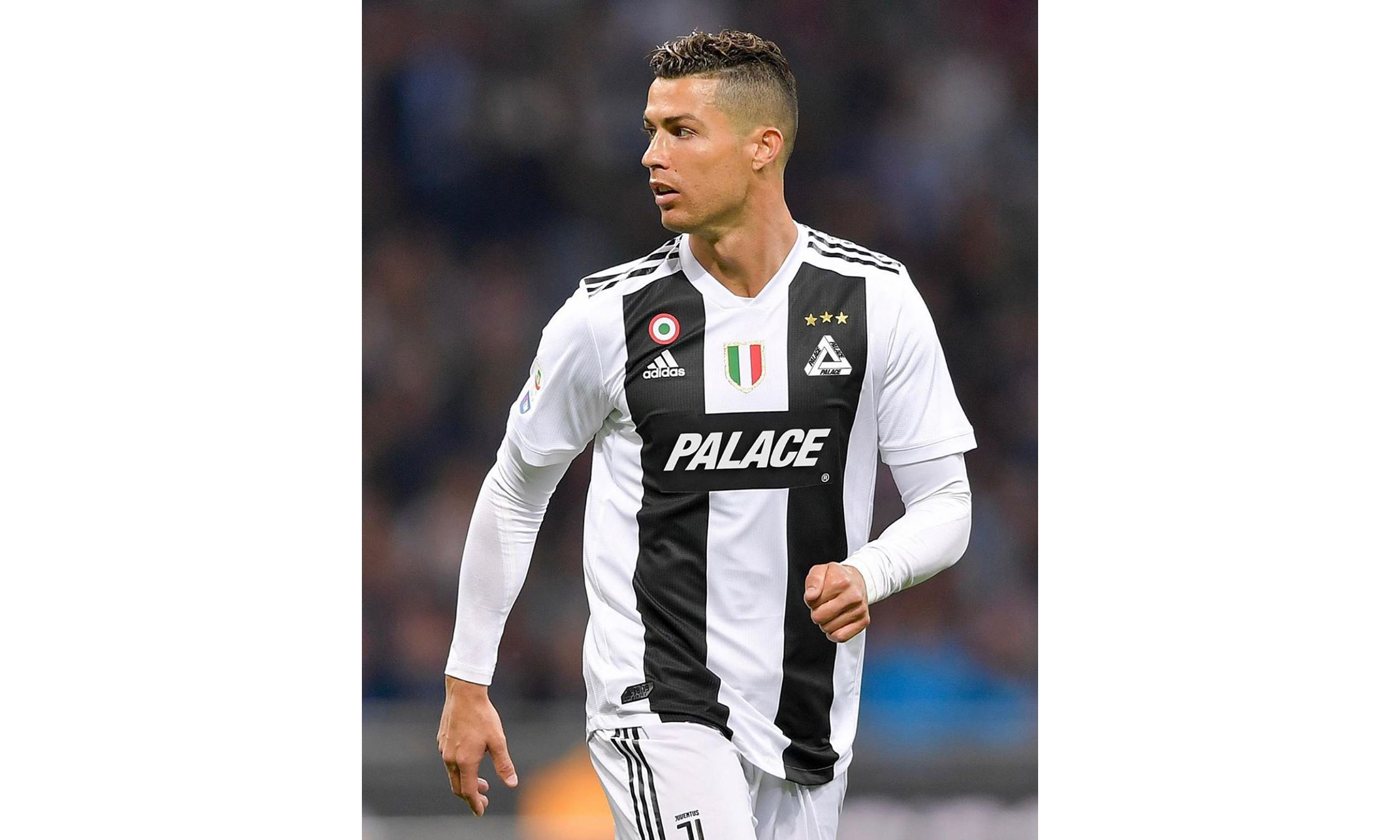 戈贝尔生涯篮板数突破10000个，NBA现役第五人（戈贝尔生涯篮板破万，成为NBA现役第5位达成者）