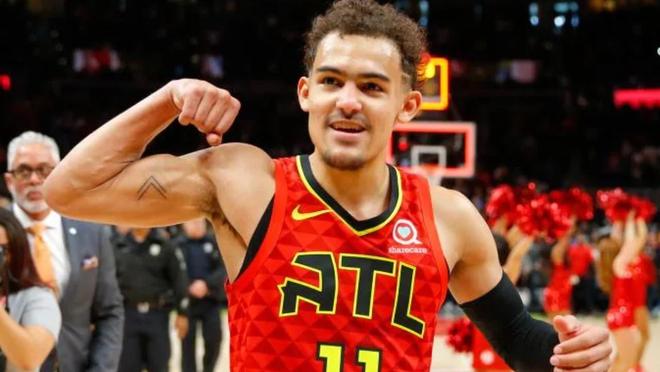 法比奥一家观看《疯狂动物城2》：爆米花加电影时间永不缺席（法比奥一家相约《疯狂动物城2》：爆米花相伴，家庭观影时光从未缺席）