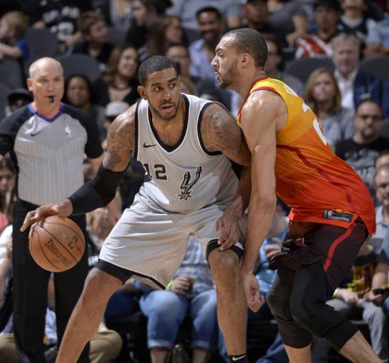 赖特抨击阿森纳球星，称其“形同虚设”应该“30分钟后就被换下”（赖特怒批阿森纳球星：表现形同虚设，30分钟就该被换下）