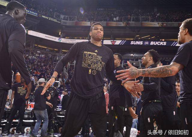 状态爆棚！布朗怒砍赛季新高42分，赛季第三次40+（火力全开！布朗42分创赛季新高，单季第三次40+）