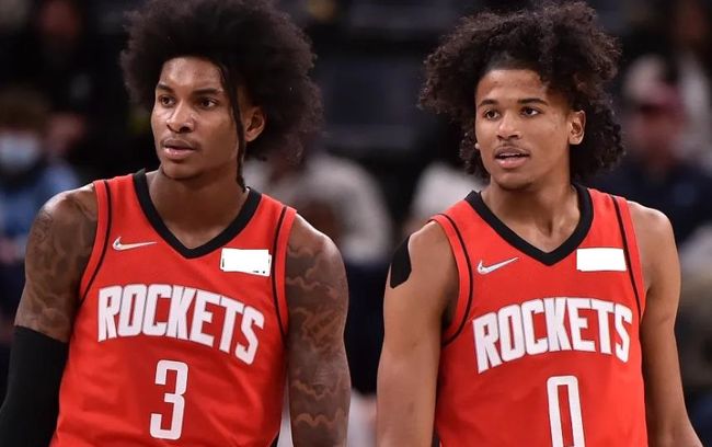 罗马诺：梅努可能在1月离开曼联，那不勒斯对租借他很感兴趣（罗马诺：梅努或将在一月离开曼联，那不勒斯有意租借他）