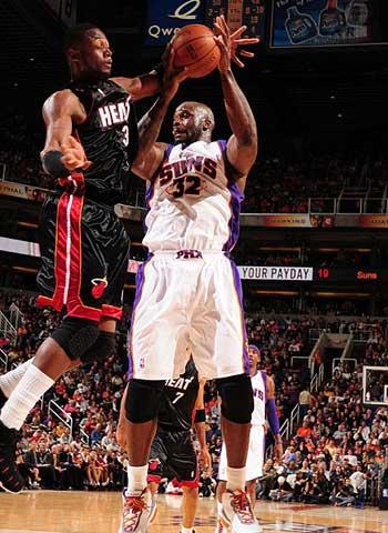 名宿：尼科-帕斯像托蒂，他是意甲最好的球员理应回皇马效力（名宿评尼科-帕斯：神似托蒂，堪称意甲最佳，理应回归皇马）