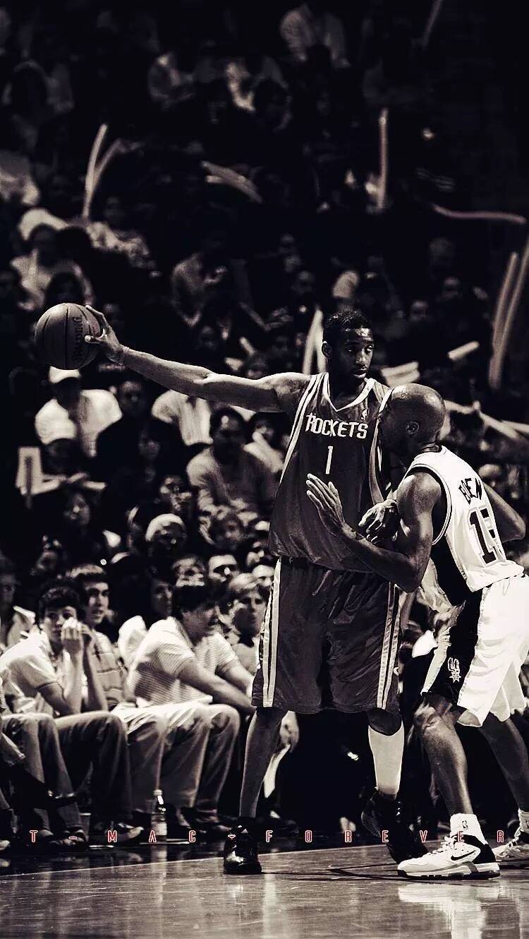 卡利亚里主帅：我在球员时代盯防过C罗，那真是令人激动（卡利亚里主帅回忆：球员时期曾盯防C罗，激动难忘）