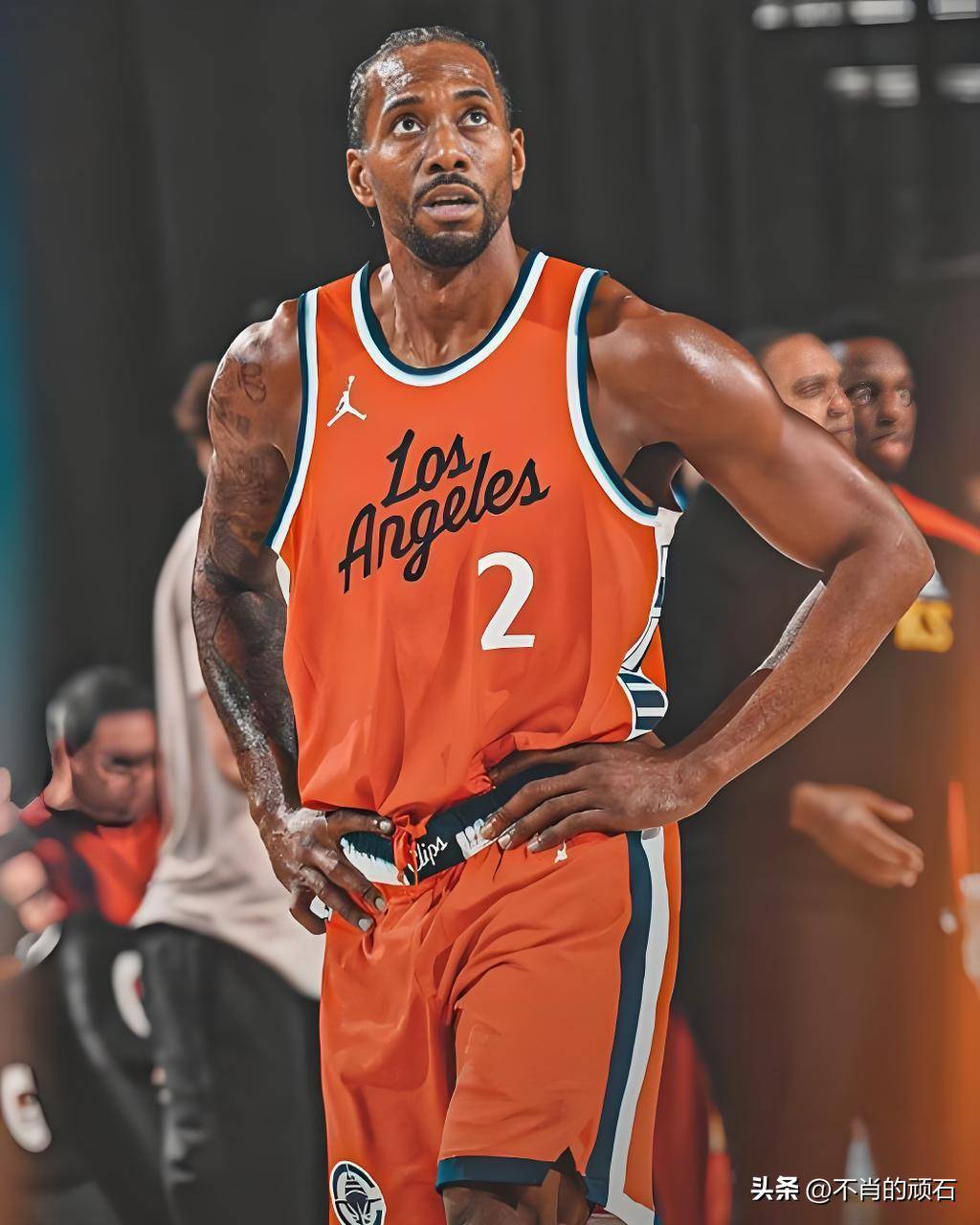 提前布局，世体：齐达内想带执教皇马时的2名助手同去法国队（世体：齐达内提前筹划，若执掌法国队将携皇马时期两位助手）