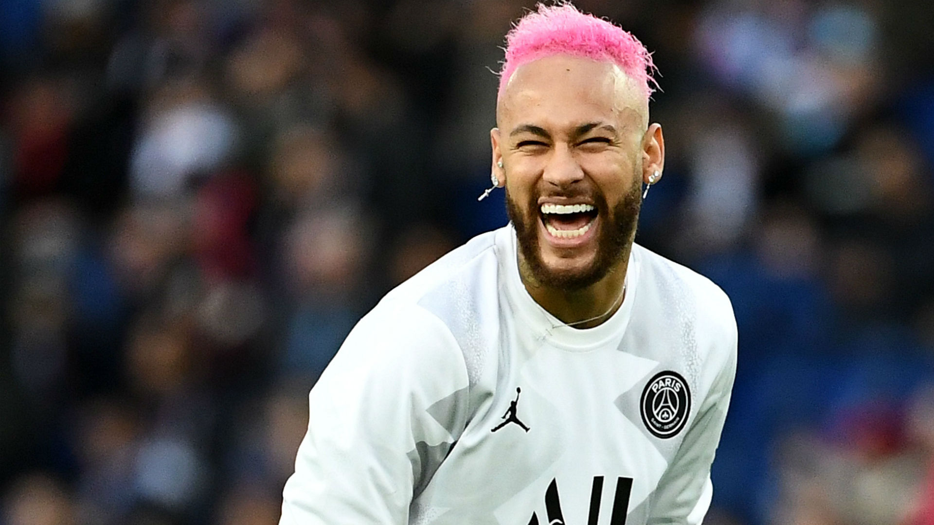 尼克斯完成17分大逆转，赛季至今主场15胜2负（尼克斯逆转17分劣势，本季主场战绩15胜2负）