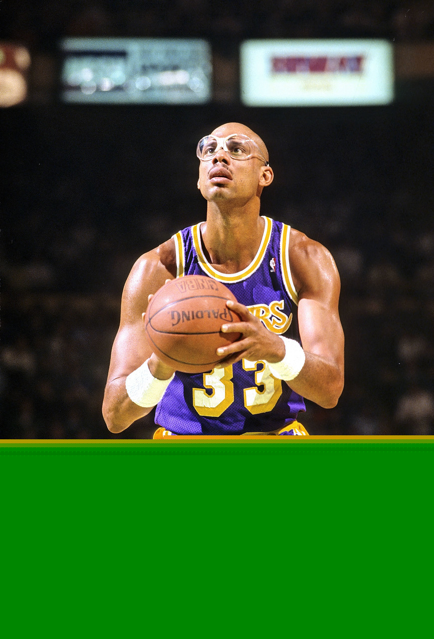 世体：梅西亲签的新秀球星卡被拍卖行估值35000欧元（世体：拍卖行给梅西亲笔签名新秀卡估价3.5万欧元）