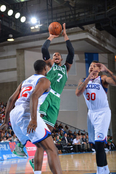 野球场如何一眼判断对手实力？（野球场上如何迅速看出对手实力？）